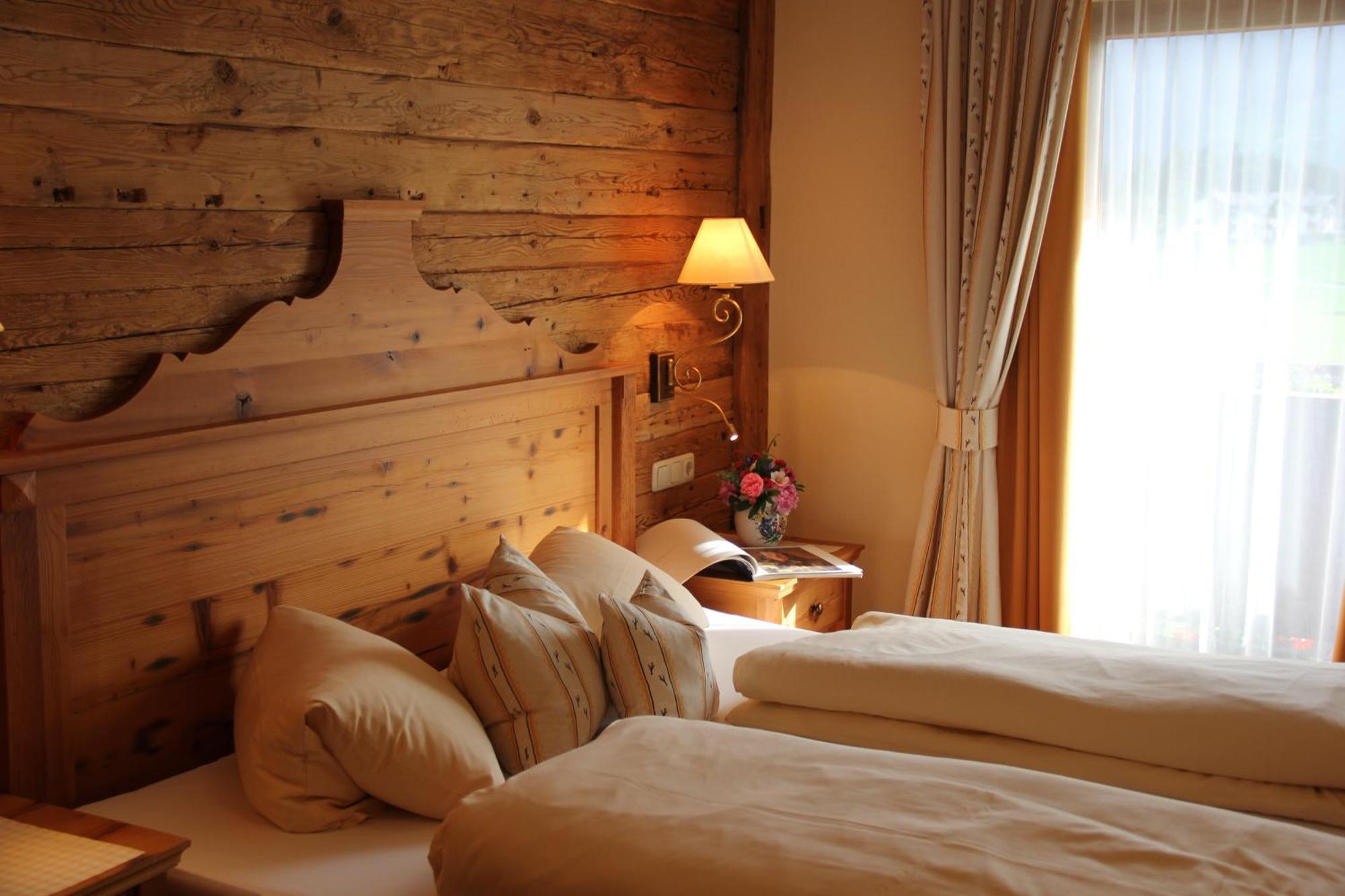 Hotel Neuwirt Brandenberg Bagian luar foto
